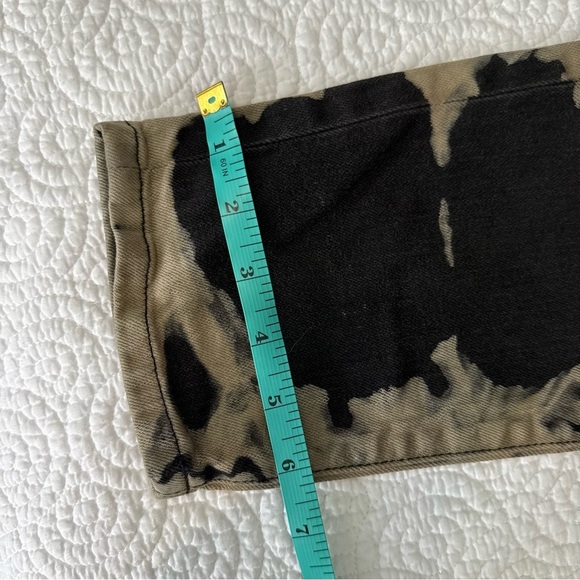 Current/Elliott Black and Cream Tie-Dye Jeans - Picture 13 of 13